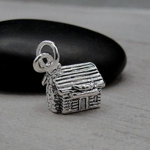 Log Cabin Charm, Silver Rustic Cottage Charm for Necklace or Bracelet, Country Charm, 3D Log Cabin Pendant, Chalet Charm, Camping Charm