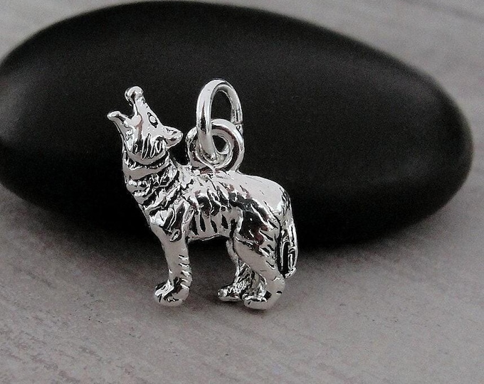 Howling Wolf Charm, Silver 3D Wolf Charm for Necklace or Bracelet, Coyote Charm, Werewolf Charm, Wild Animal Charm, Wolf Gift, Wolf Jewelry