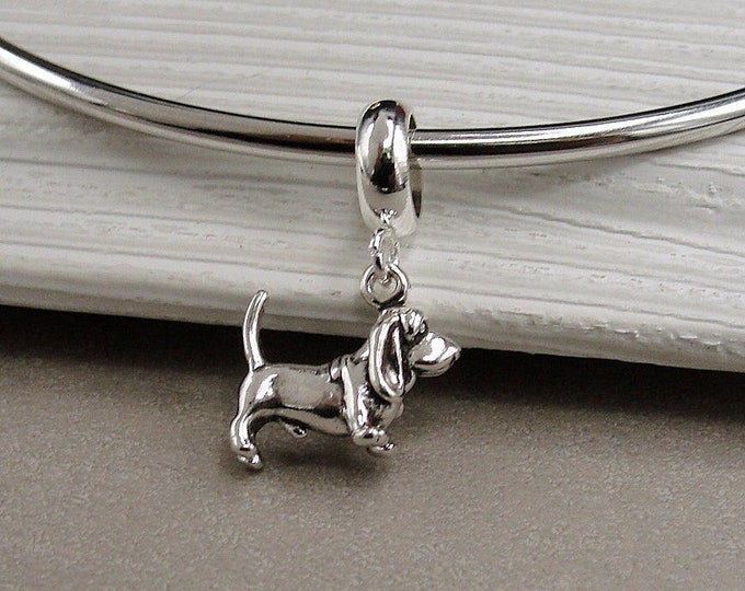 925 Sterling Silver Basset Hound Dangle Bead Charm, Tiny Basset Hound European Charm, Hound Dog Charm, Bracelet Charm, Large Hole Bead