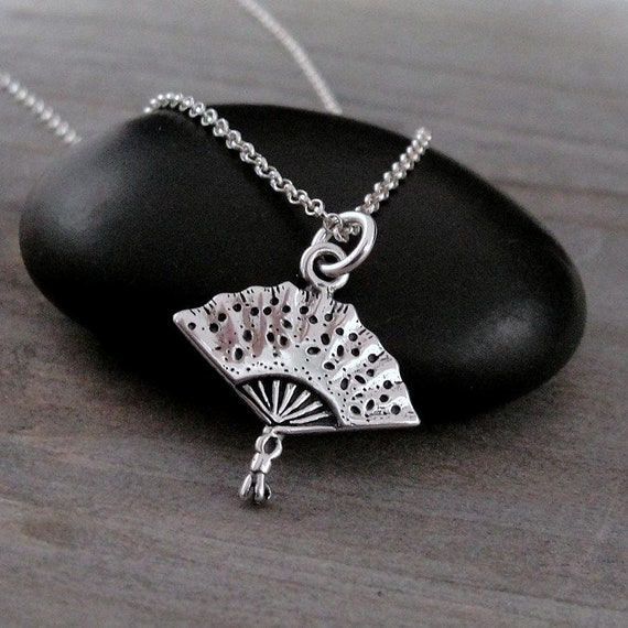 3-D Old Fashioned Victorian Fan Charm Sterling Silver 3-D Old Fashioned Victorian Fan Charm Sterling Silver