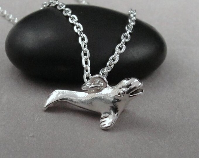 Silver Beluga Whale Necklace, 3D Whale Charm Necklace, 3D Whale Charm, Ocean Charm, Sea Life Charm, Whale Themed Jewelry, Whale Gift