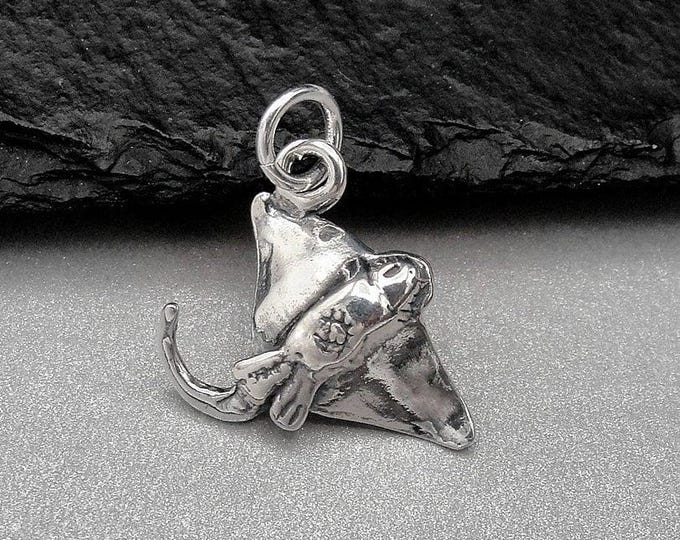 Stingray Charm, 925 Sterling Silver Stingray Necklace Charm, Manta Ray Charm, Sea Ray Charm, Nautical Charm, Sealife Charm, Sea Animal Charm