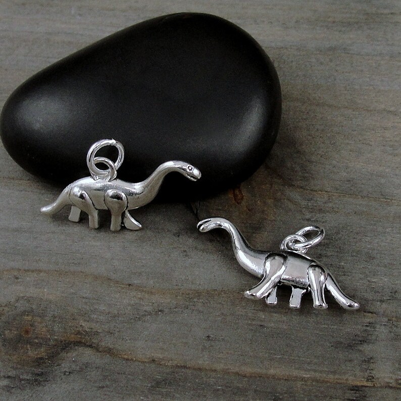 Brontosaurus Charm, Silver Dinosaur Charm for Necklace or Bracelet, Brontosaurus Pendant, Brontosaurus Necklace, Dinosaur Gift Jewelry image 2