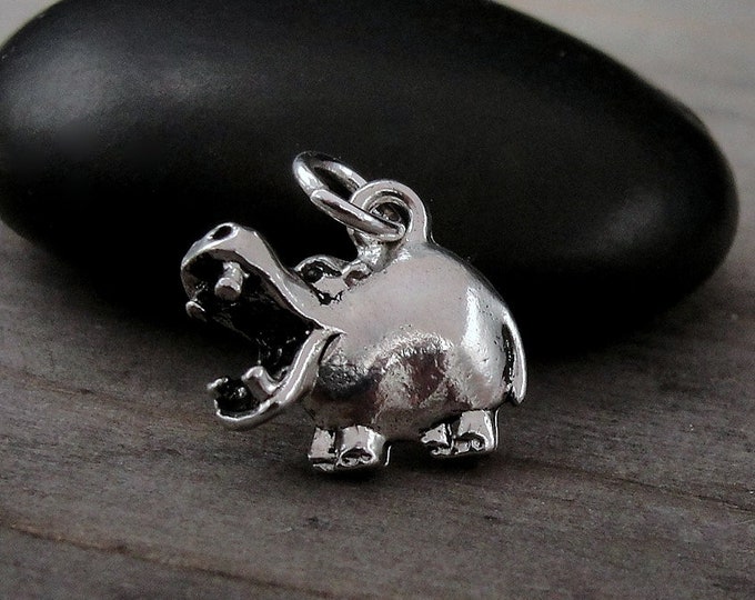 Silver Hippopotamus Charm, Hippo Charm, Hippopotamus Pendant, Hippo Pendant, African Hippo Charm, Wildlife Charm