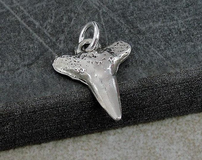 Shark Tooth Charm, Silver Shark Tooth Charm for Necklace or Bracelet, Sailor Charm, Shark Charm, Shark Tooth Gift, Shark Tooth Jewelry