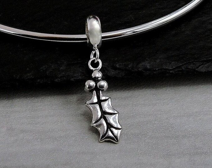 Sterling Silver Holly Leaf Dangle Bead Charm, Holly Berries European Charm, Christmas Holly Leaves Charm, Bracelet Charm, Large Hole Bead