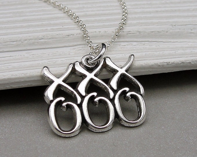 Hugs and Kisses Necklace, 925 Sterling Silver XOXO Charm, Girlfriend Gift, Girlfriend Charm, Valentine's Day Gift, Valentine's Day Charm
