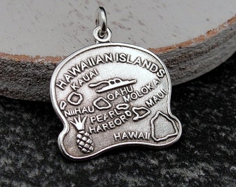 Hawaii Charm, 925 Sterling Silver Hawaii State Charm for Necklace or Bracelet, Hawaii Souvenir, Maui Charm, Kauai Charm, Hawaii Gift