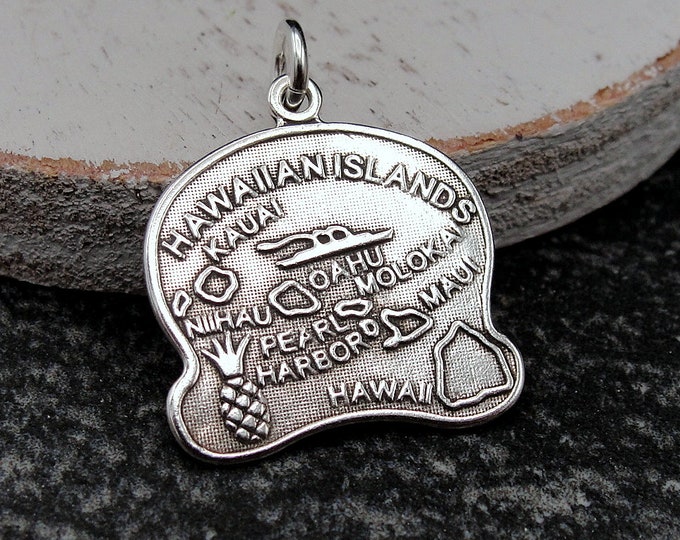 Hawaii Charm, 925 Sterling Silver Hawaii State Charm for Necklace or Bracelet, Hawaii Souvenir, Maui Charm, Kauai Charm, Hawaii Gift