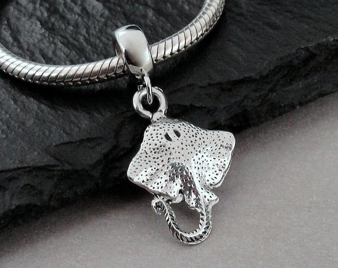 Stingray European Charm, Silver Stingray Dangle Charm, Manta Ray Charm with Bail, Stingray Bracelet Charm, Stingray Bead, Stingray Gift