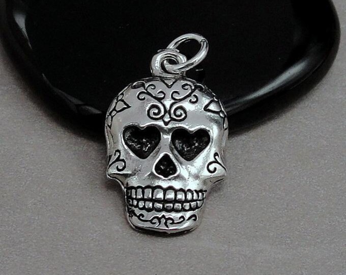 Silver Sugar Skull Charm, Halloween Charm, Candy Skull Charm, Day of the Dead Charm, Dia de los Muertos Charm, Day of the Dead Jewelry