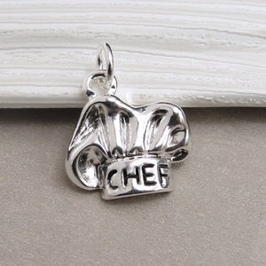 Chef Hat Charm, Silver Plated Chef Charm, Silver Baker&#39;s Chef Hat Charm for Necklace or Bracelet, Baker&#39;s Charm, Culinary School Charm