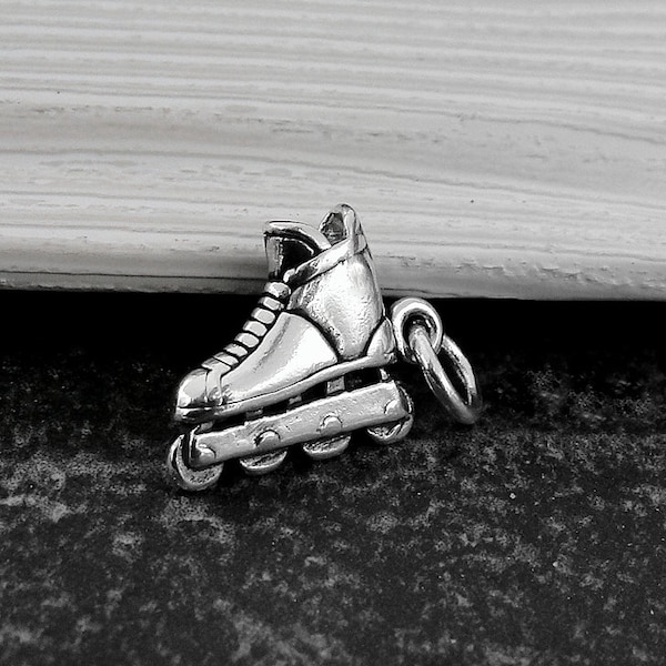 Breloque patins à roues alignées, breloque patins à roues alignées en argent sterling 925, breloques patins à roues alignées, breloques patins à roues alignées, cadeau breloques patins à roues alignées