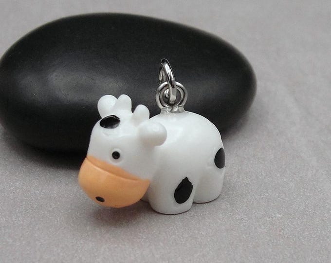 3D Spotted Cow Charm for Necklace or Bracelet, Farm Animal Pendant, Cute Barnyard Jewelry, Gift for Farmer