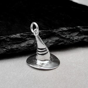 Witch Hat Charm, Sterling Silver 3D Witch's Hat Charm for Necklace or Bracelet, Halloween Charm, Witch Hat Pendant, Witchy Gift Jewelry