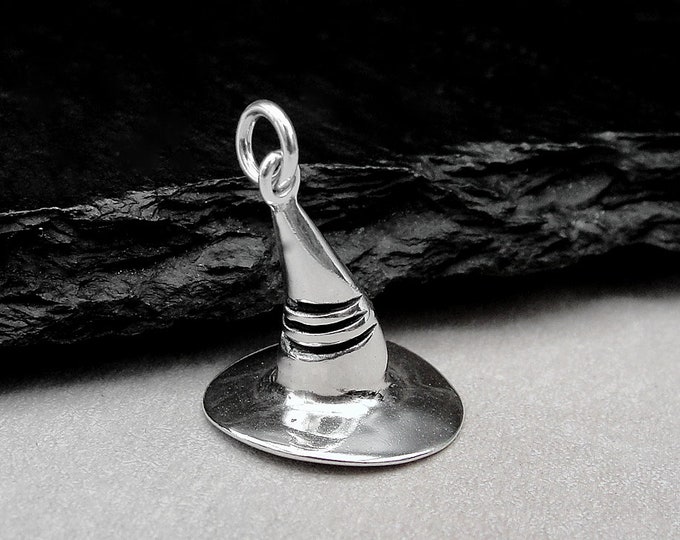 Witch Hat Charm, Sterling Silver 3D Witch's Hat Charm for Necklace or Bracelet, Halloween Charm, Witch Hat Pendant, Witchy Gift Jewelry