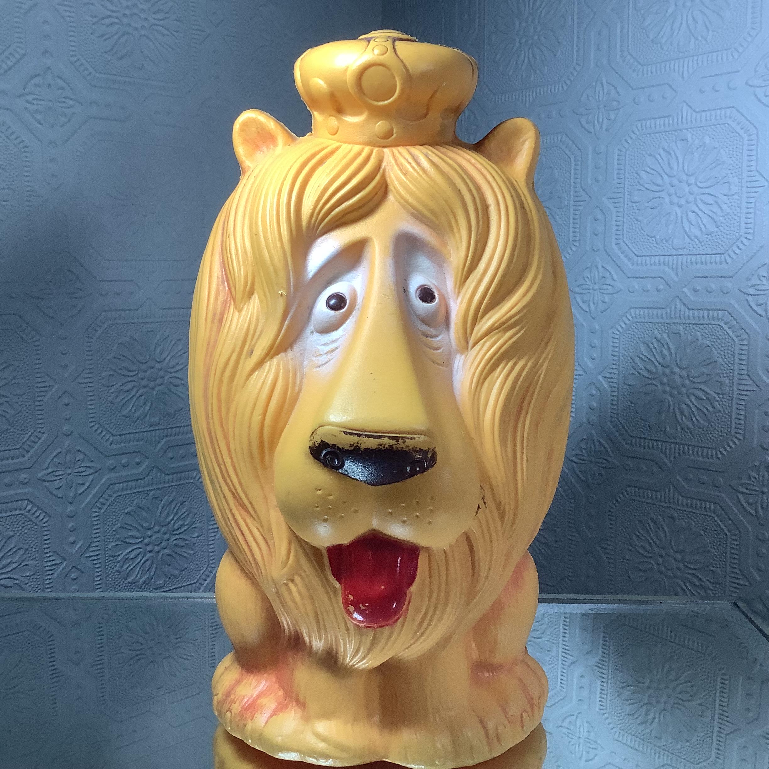 Lippy the Lion - Etsy