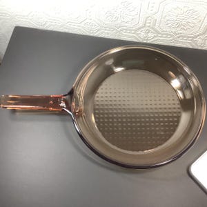 Visions Amber Glass Skillet Corning Transparent Fry Pan Made in France Wafflle  Bottom Vintage Kitchen