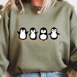 Cute Penguin Sweatshirt, Penguin Sweatshirt, Penguin Lover, Penguin gifts, Animal Lover, Penguin Crewneck