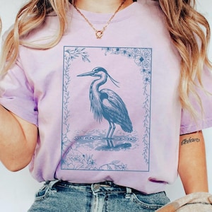 Heron Tshirt, Comfort Colors, Bird lover shirt, Bird Tshirt, great heron shirt, Bird Shirt, Animal lover Shirt
