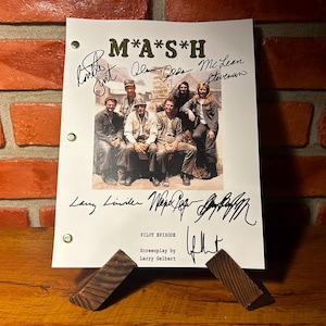 Mash Signed Autographed Script Full Screenplay Script Reprint Pilot Episode Cast Signed