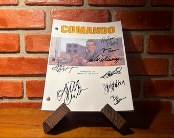 レイ・ドーン・チョンのサイン入り 8x10 コマンドー、アーノルド