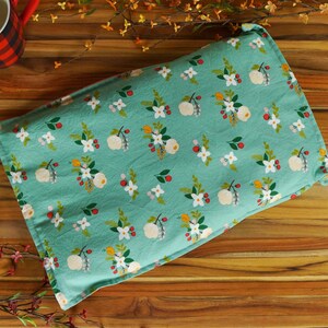 Large Green Floral Heating Pad with Washable Cover - Reusable Rice Heat Pack for Muscle Relief and Comfort