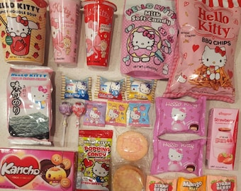 Hello Kitty Snack Box, Pink Snack Box Gift, Girls Birthday Gift, Gift for friends, Gift for family, Snacking Idea, Dorm Gift, Asian Snacks