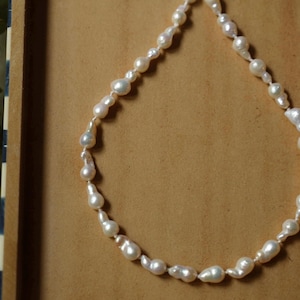 Barock Perlenhalsband oder Halskette – Echte Süßwasserperlen, Gold filled oder Sterling Silber – Elegantes Geschenk für Sie, Braut- oder Alltagsschmuck