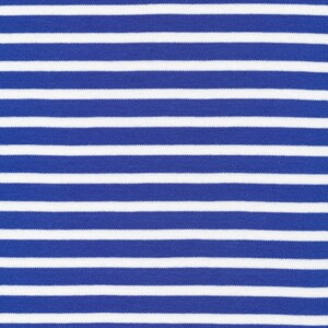 以下が含まれることがあります： 水平なパターンを持つ青と白のストライプの生地。生地は織られており、滑らかな質感です。