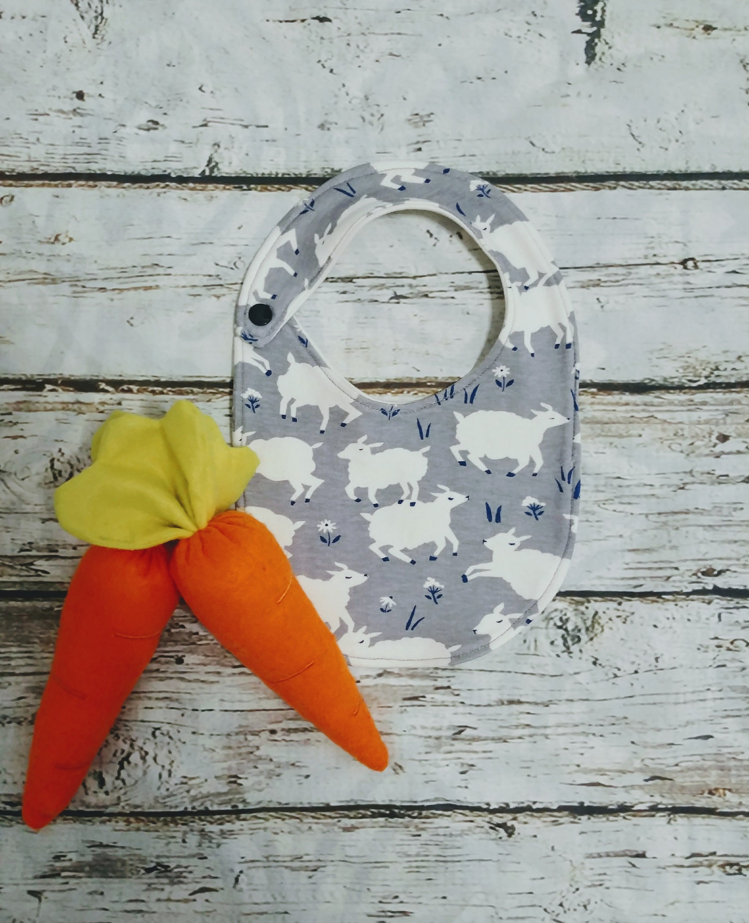 Gray Sheep Organic Cotton Bib