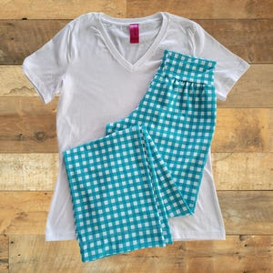 Organic Cotton Sleepwear Set: Cozy Loungewear for Women, Sustainable Pajamas, Ideal Mother's Day Gift image 5
