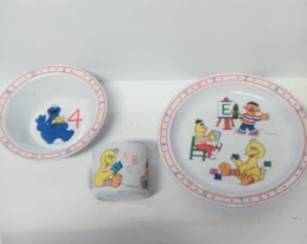 Vintage 3  Piece Sesame Street Childs Melamine Dinner  Set,1990's