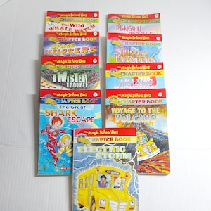Vintage Lot Of 9 The Magic School Bus Chapter Books ,Scholastics,2001