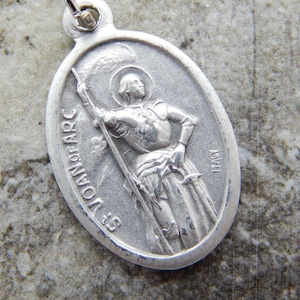 Saint Joan of Arc Catholic Medal | Jeanne d&#39;Arc Catholic Medallion | Patron Saint of Military Soldiers | Patron Saint Medal Jewelry