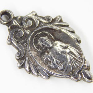 Sacred Heart of Jesus Vintage Catholic Medal | Jesus Christ Catholic Pendant | Religious Charm Necklace | Catholic Items 174