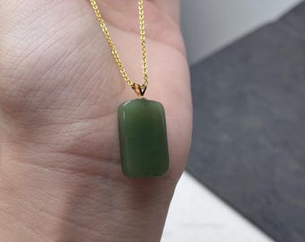 Wu Shi Pai Jade pendant in 18K solid yellow gold with certificate 7345