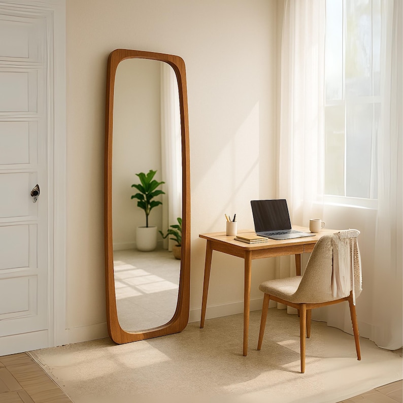 Always excellent full length mirror specially designed for bathrooms.
Aesthetic and modern wall mirror brings timeless elegance to your decoration.