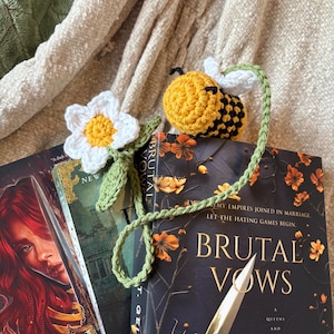 Bee & Bloom bookmark