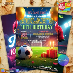 Puede incluir: Una vibrante invitación para el décimo cumpleaños de Nolan, con un balón de fútbol, regalos y globos. El diseño incluye el texto "It's Game Time" y detalles del evento. La invitación es de 5x7 pulgadas.