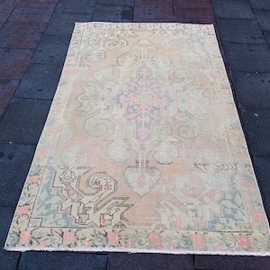 4x6 Oushak Rug: Handmade Turkish Wool Rug, Faded Pink & Gray