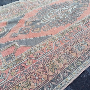 Neutral Turkish rug, Antique rug 5x8,Muted turkish rug, Area rug,Oversize rug,Vintage rug 5x8,Turkish Area rug, Handmade Wool rug,4.8x7.11ft