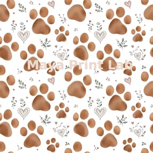 Può includere: Un motivo ripetuto di impronte di zampe marroni, cuori e elementi floreali su sfondo bianco. Il testo "Maya Print Lab" è visibile. Il design è adatto per prodotti a tema animali domestici.