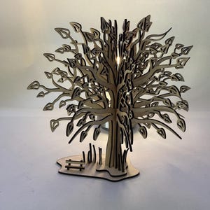 Dąb - pliki cięte laserowo o grubości 3 mm i 4 mm. Ozdoba 3D wycinana laserowo.