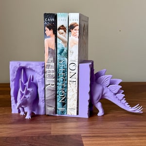 Dinosaur Bookend – 3D Printed Stegosaurus Shelf Organizer | Fun Dino Decor | Book Holder for Nursery or Classroom