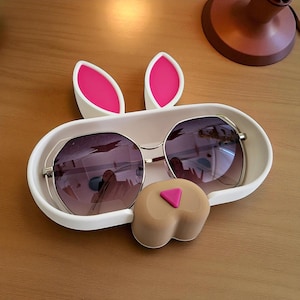 Rabbit Sunglasses Holder – Cute Animal Eyeglass Tray with Ears and Face, Fun Glasses Organizer for Desk or Entryway
