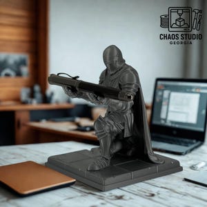 Knight Pen Holder Stand – Desk Accessory, Medieval Armor Office Gift, Gothic Fantasy Stationery Organizer for Him
