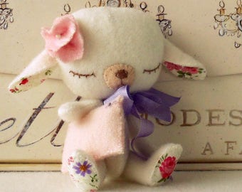 Lullaby Lamb pdf Pattern - Instant Download