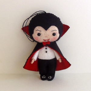 Halloween - Dracula Ornament pdf Pattern - Instant Download