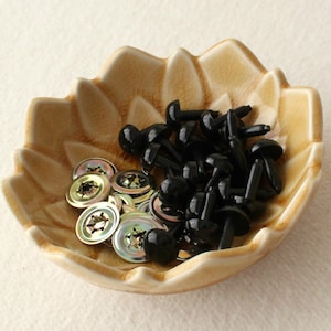 10.5mm Black Craft Safety Eyes / Amigurumi Eyes / Animal Eyes / Plastic / Doll Eyes 10 pairs image 1